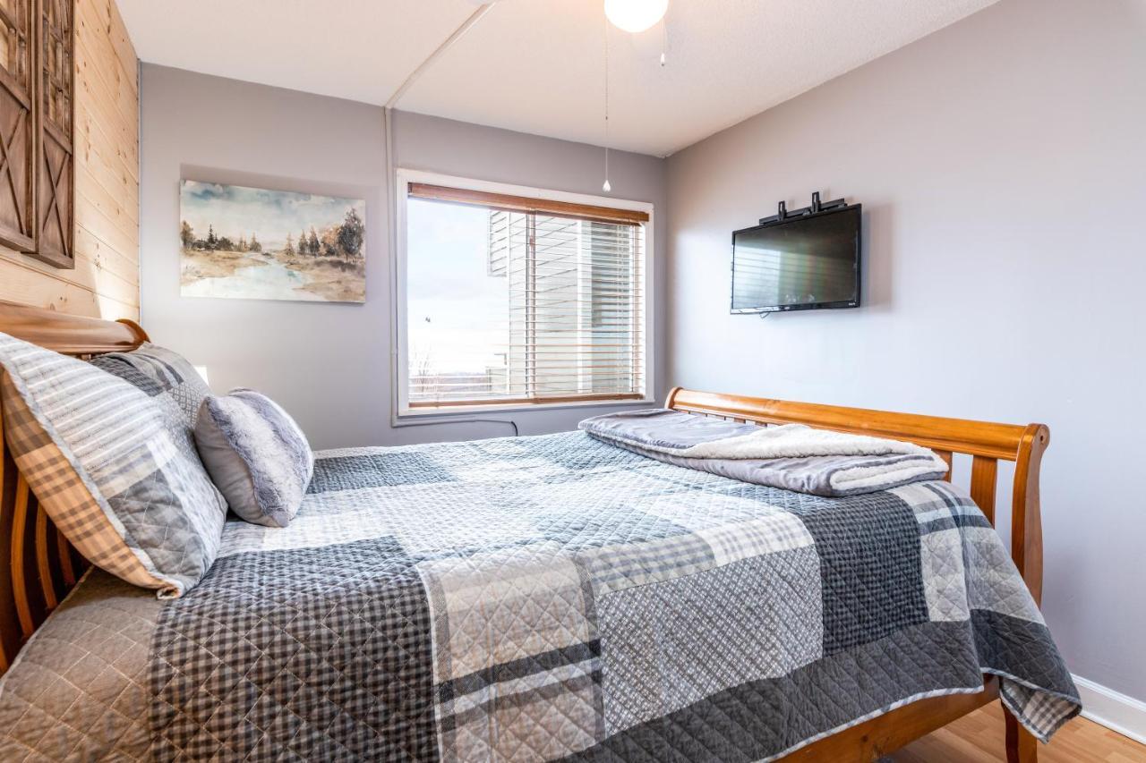 Sky High Views!!-Peak Mountaintop-Outdoor Pool-Close To Downtown-Private Balcony-Wifi-Cable Gatlinburg Exterior foto